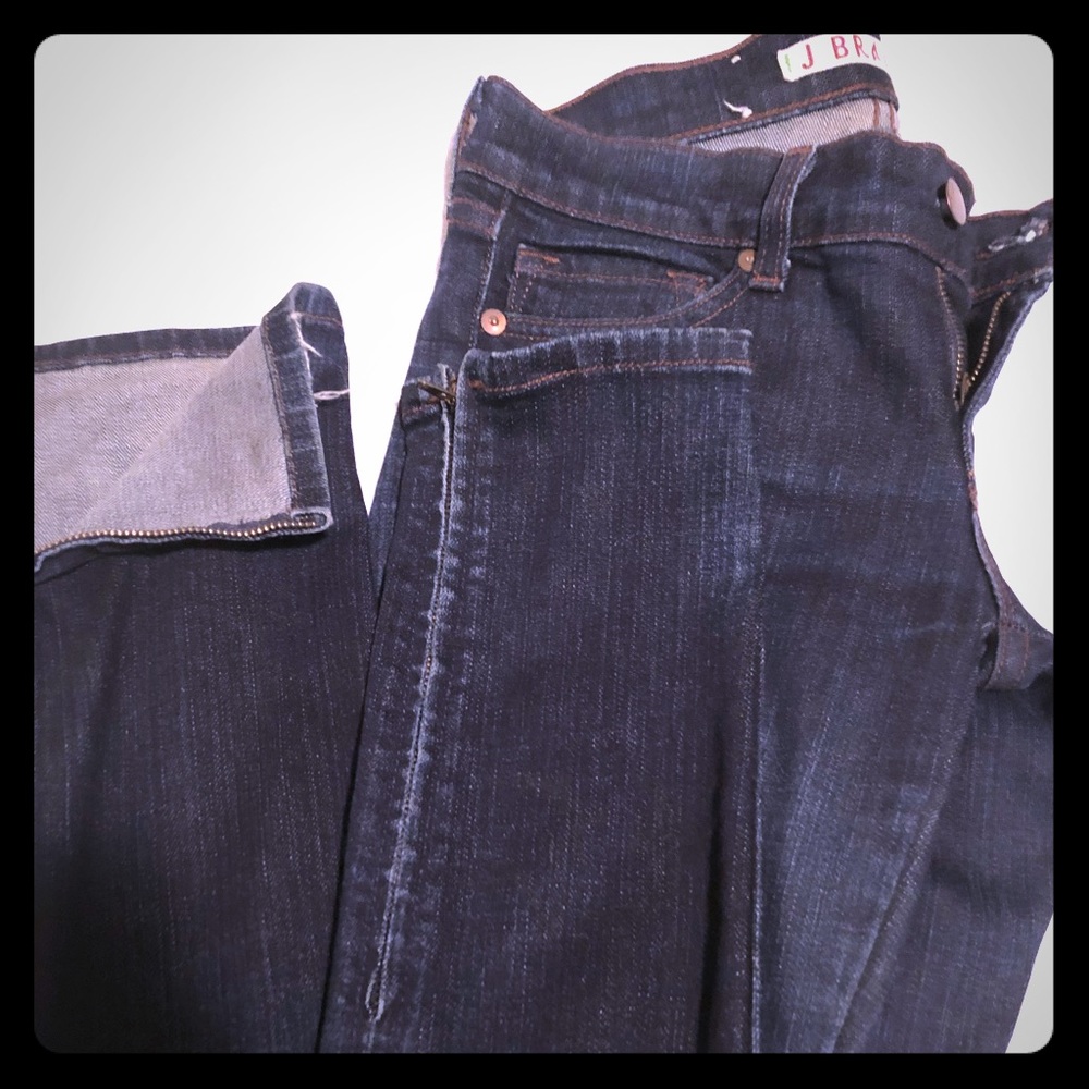 J BRAND super skinny low rise, ankle zip, denim 24